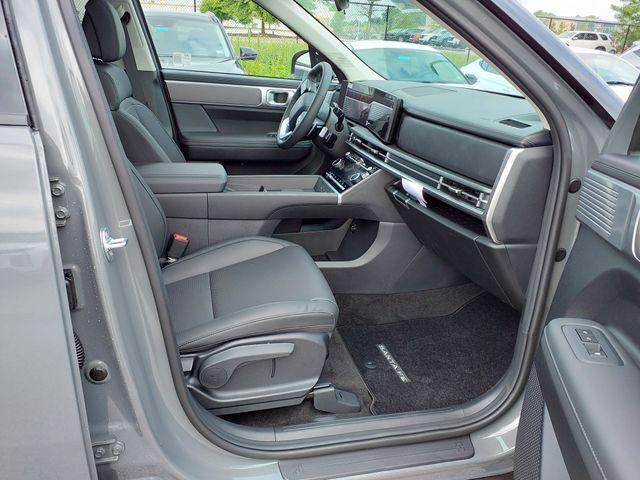 new 2025 Hyundai Santa Fe car, priced at $42,705