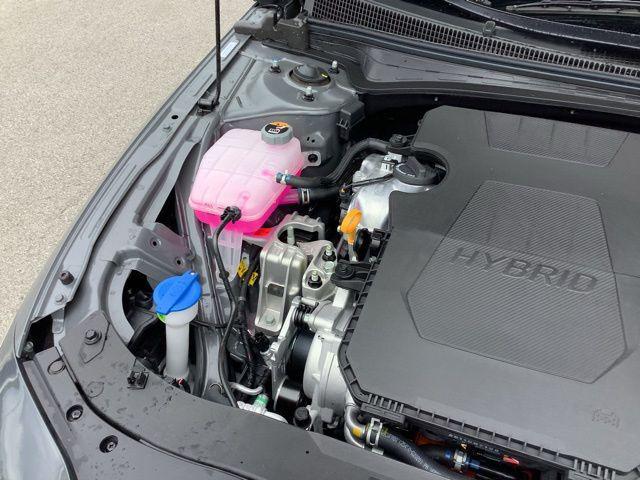 new 2025 Hyundai Elantra car, priced at $31,520