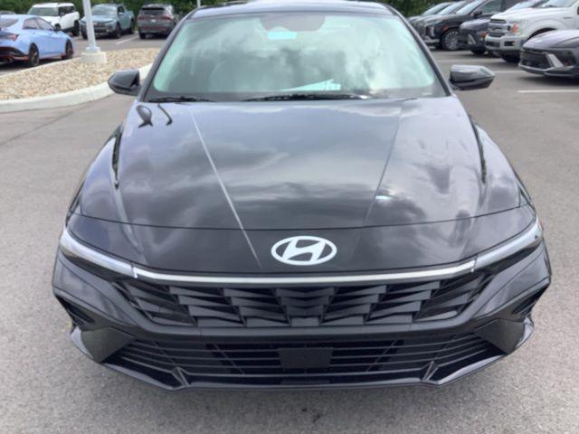 new 2025 Hyundai Elantra car, priced at $28,515
