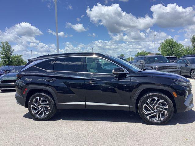 new 2025 Hyundai Tucson car, priced at $42,890