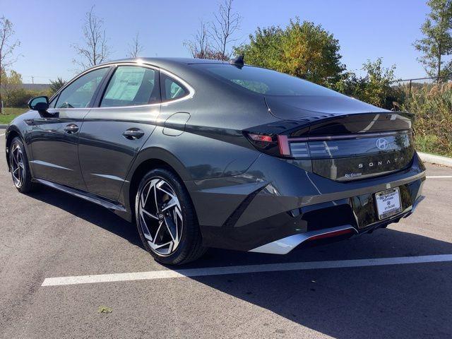 new 2024 Hyundai Sonata car, priced at $32,265