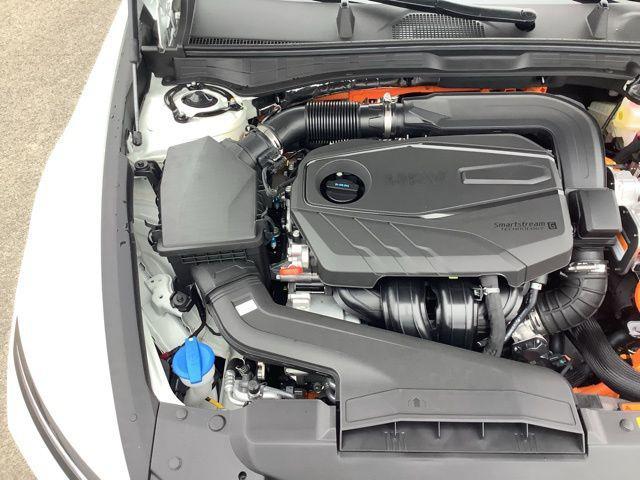 new 2025 Hyundai Sonata Hybrid car, priced at $39,865