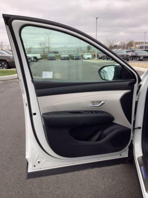 new 2025 Hyundai Tucson car, priced at $33,175