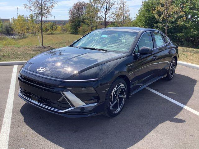 new 2025 Hyundai Sonata car, priced at $32,510