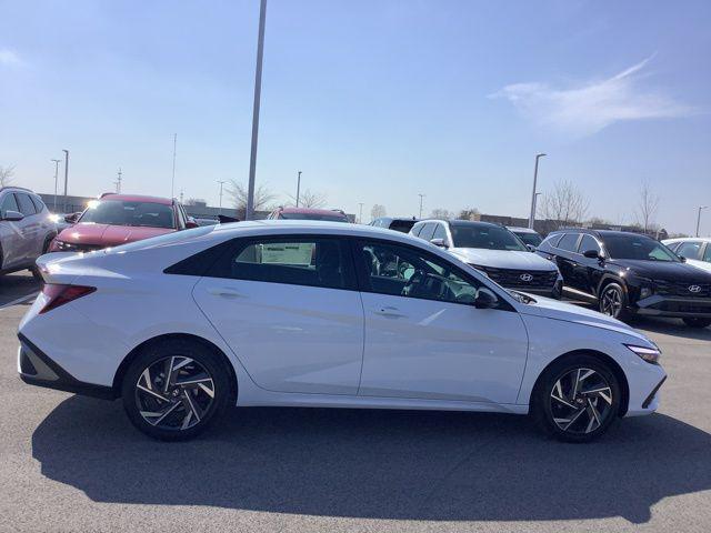 new 2025 Hyundai Elantra car, priced at $25,565