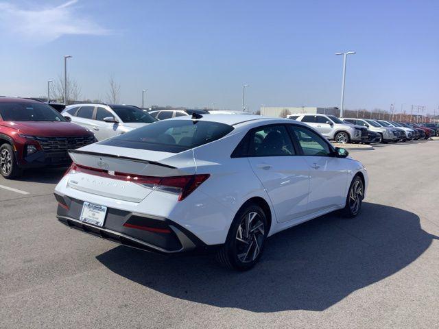 new 2025 Hyundai Elantra car, priced at $25,565