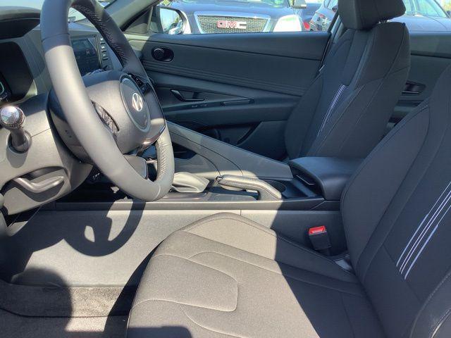 new 2025 Hyundai Elantra car, priced at $25,565