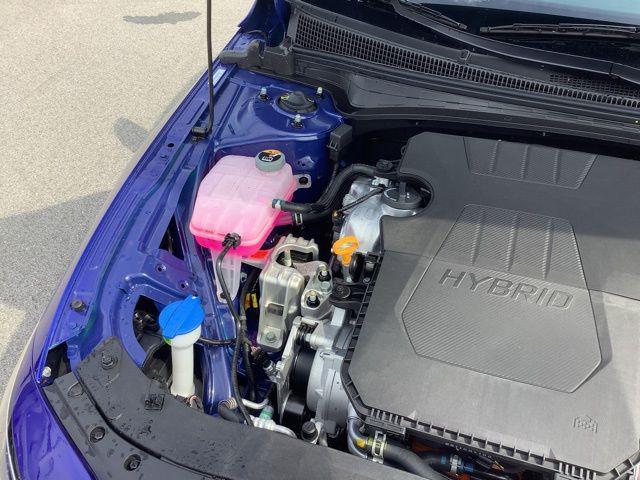 new 2025 Hyundai ELANTRA HEV car, priced at $27,210
