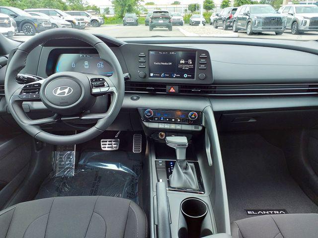 new 2025 Hyundai Elantra car, priced at $25,225