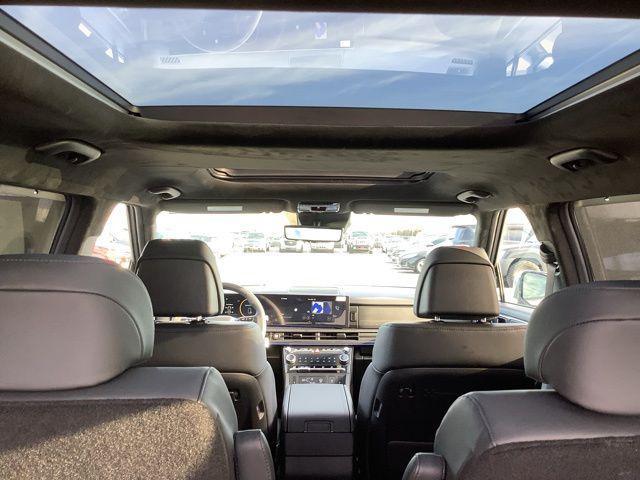 new 2025 Hyundai Santa Fe car, priced at $49,174