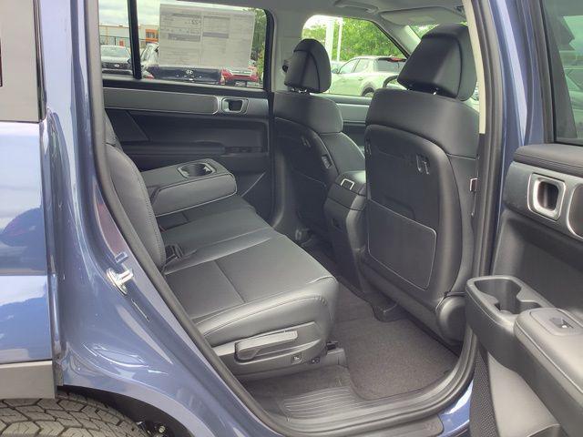 new 2025 Hyundai Santa Fe car, priced at $43,255