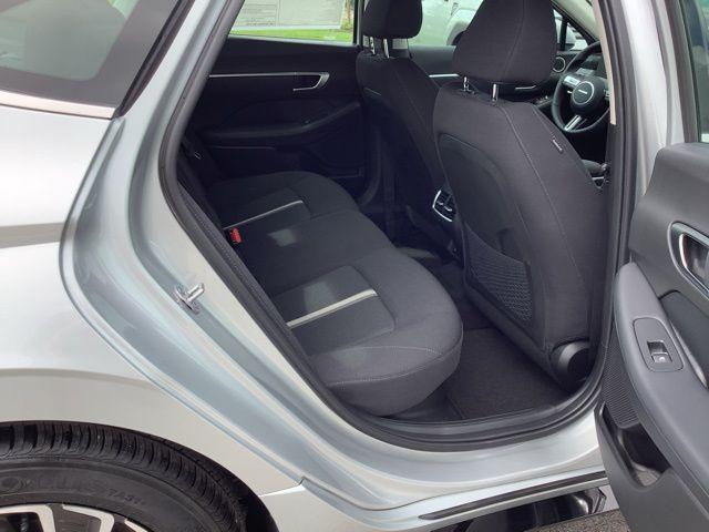 new 2025 Hyundai Sonata Hybrid car, priced at $33,040