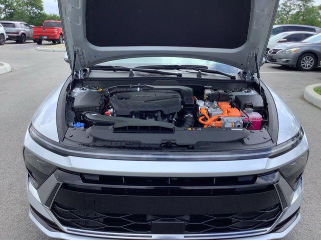new 2025 Hyundai Sonata Hybrid car, priced at $33,040