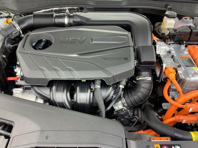 new 2025 Hyundai Sonata Hybrid car, priced at $33,040