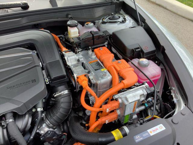 new 2025 Hyundai Sonata Hybrid car, priced at $33,040