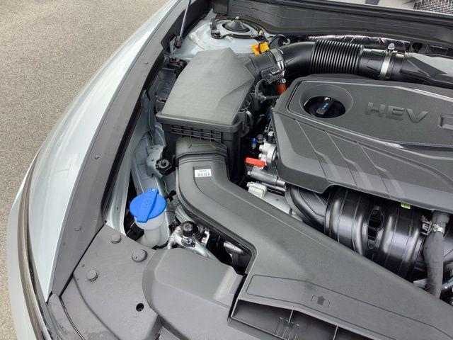 new 2025 Hyundai Sonata Hybrid car, priced at $33,040