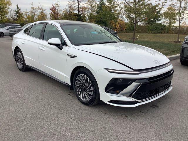 new 2026 Hyundai Sonata Hybrid car, priced at $34,595