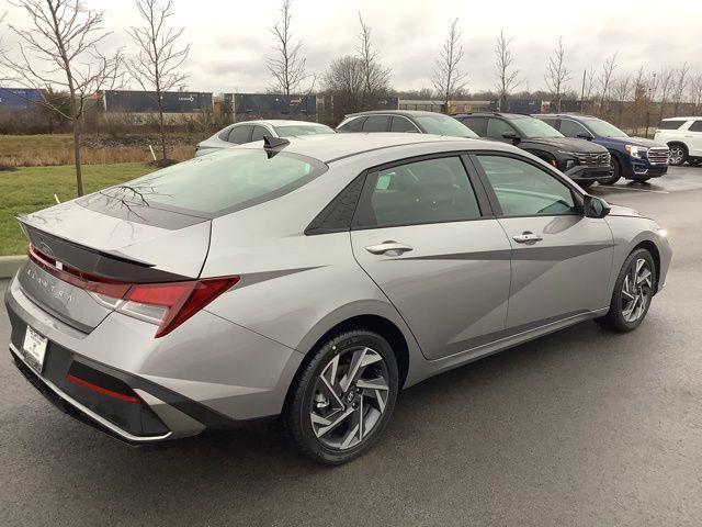 new 2025 Hyundai Elantra car, priced at $24,665