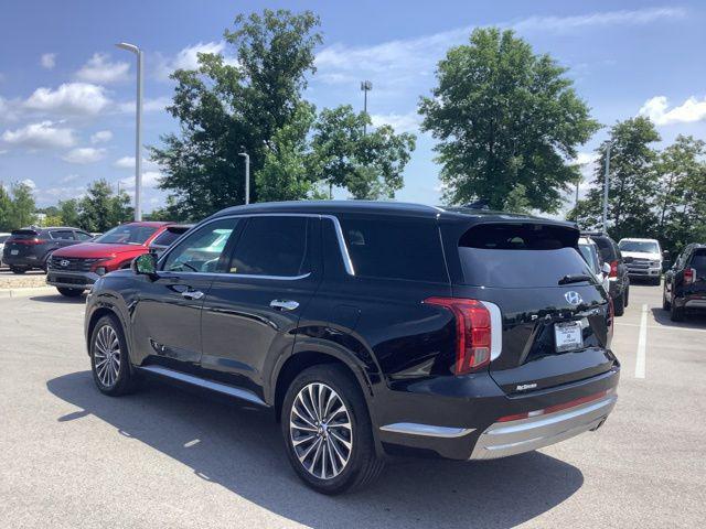 used 2024 Hyundai Palisade car, priced at $47,990