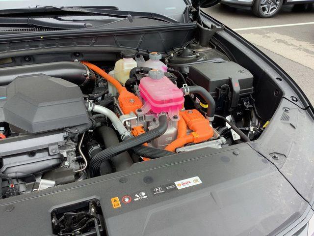 new 2025 Hyundai TUCSON Hybrid car, priced at $38,420