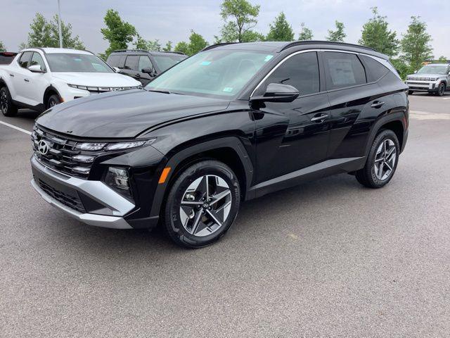 new 2025 Hyundai TUCSON Hybrid car, priced at $38,420
