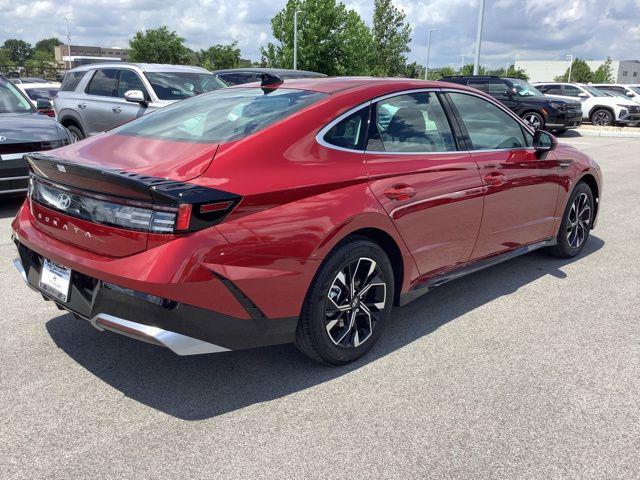 new 2025 Hyundai Sonata car, priced at $30,285