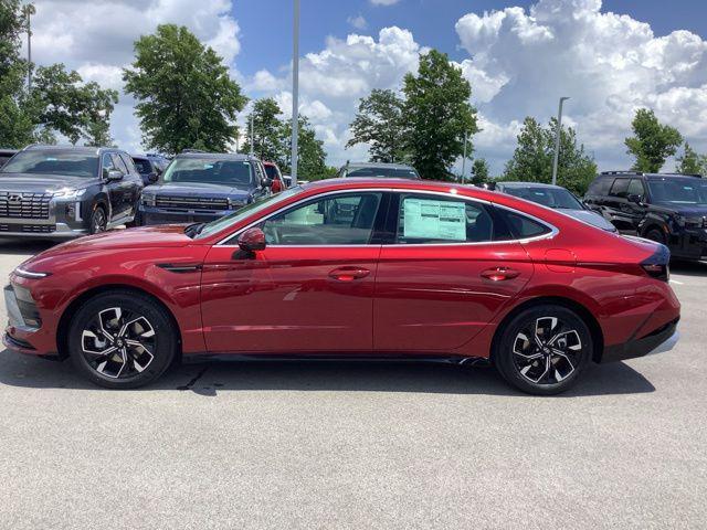 new 2025 Hyundai Sonata car, priced at $30,285