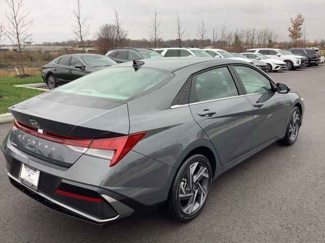 new 2025 Hyundai Elantra car, priced at $27,140