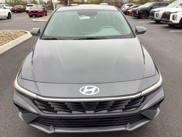 new 2025 Hyundai Elantra car, priced at $27,140