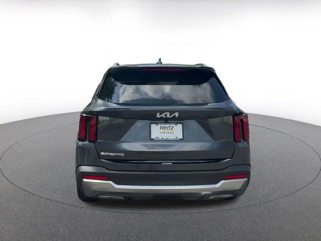 used 2024 Kia Sorento car, priced at $28,287