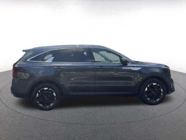 used 2024 Kia Sorento car, priced at $28,287