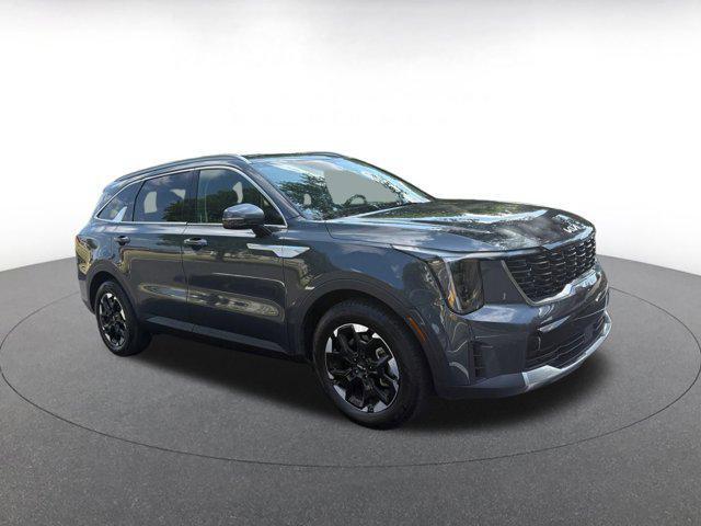used 2024 Kia Sorento car, priced at $28,287