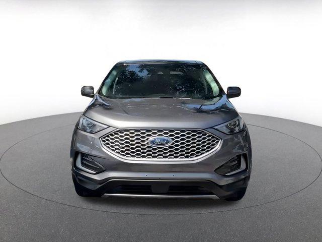 used 2024 Ford Edge car, priced at $21,359