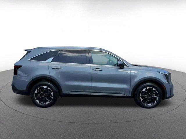 used 2024 Kia Sorento car, priced at $28,651
