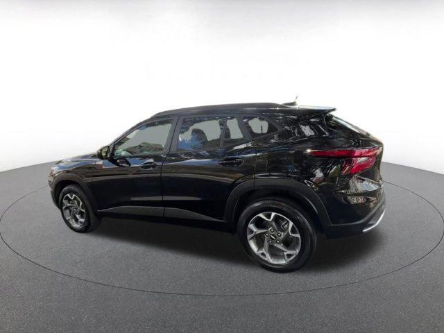 used 2025 Chevrolet Trax car, priced at $21,279