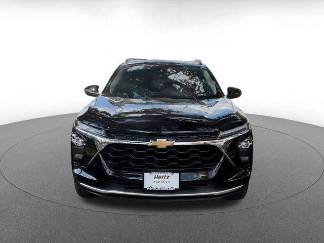 used 2025 Chevrolet Trax car, priced at $21,279