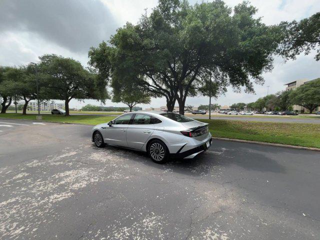 used 2024 Hyundai Sonata Hybrid car, priced at $26,316