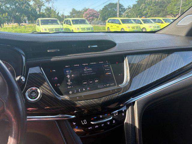 used 2023 Cadillac XT6 car, priced at $34,125