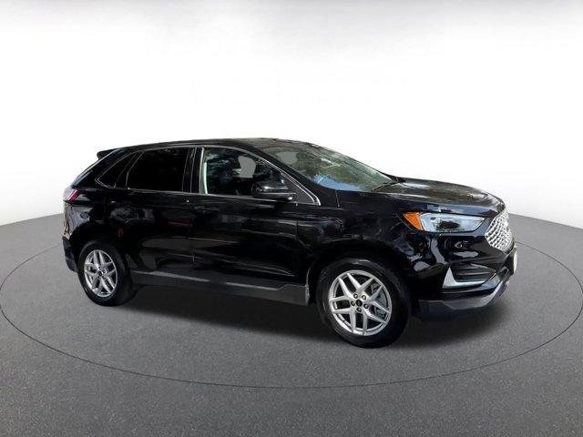 used 2024 Ford Edge car, priced at $22,362