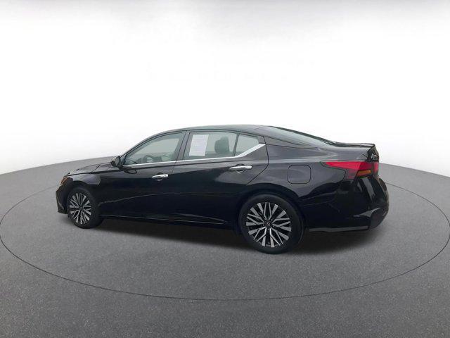 used 2023 Nissan Altima car, priced at $25,105