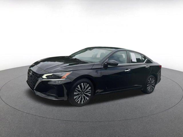 used 2023 Nissan Altima car, priced at $25,105