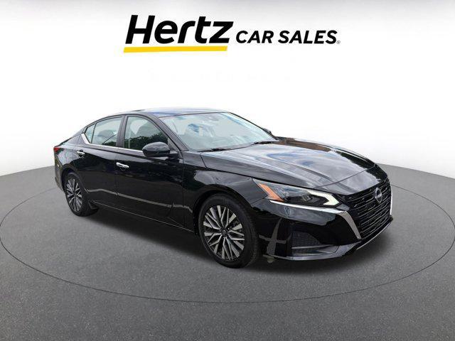 used 2023 Nissan Altima car, priced at $25,105