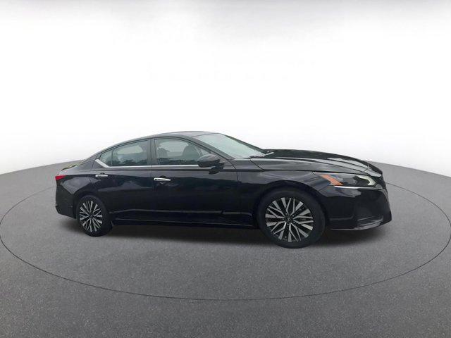 used 2023 Nissan Altima car, priced at $25,105