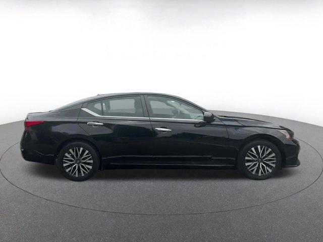 used 2023 Nissan Altima car, priced at $25,105