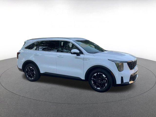 used 2024 Kia Sorento car, priced at $29,163