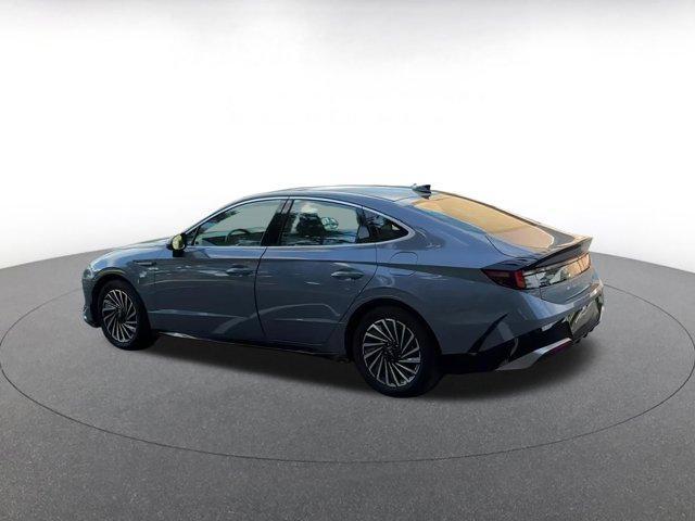used 2024 Hyundai Sonata Hybrid car, priced at $23,702