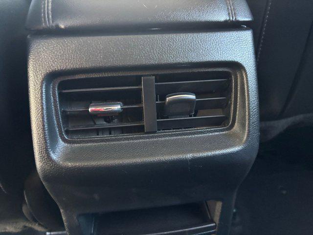 used 2024 Ford Edge car, priced at $23,036