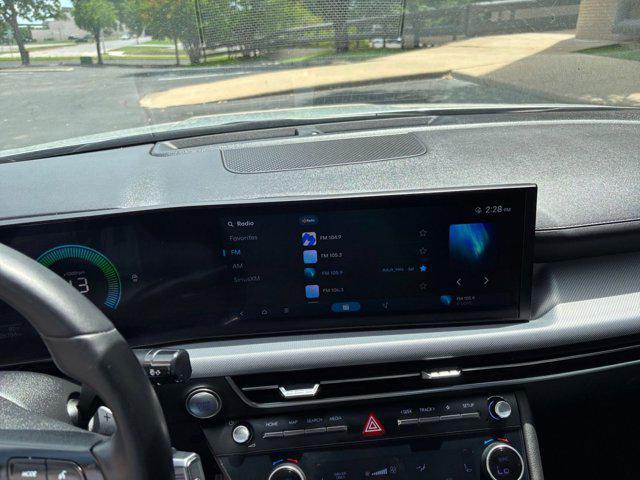 used 2024 Hyundai Sonata Hybrid car, priced at $24,043