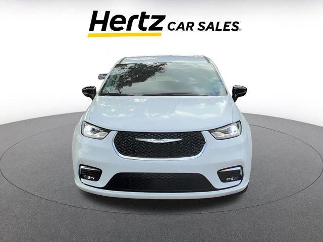 used 2024 Chrysler Pacifica car, priced at $34,104