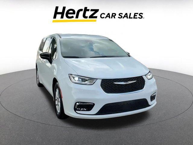 used 2024 Chrysler Pacifica car, priced at $34,104